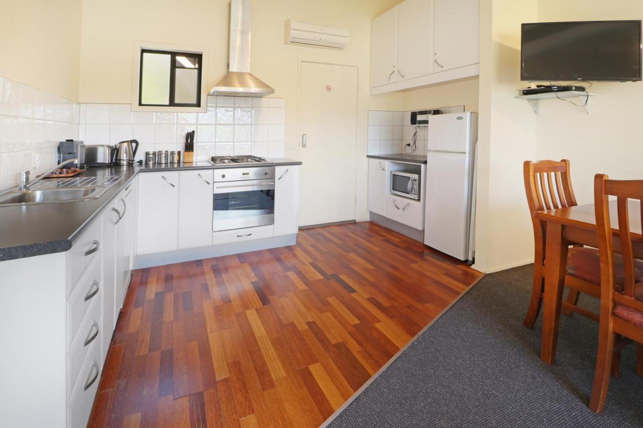 Off Mountain Accommodation Merrijig Luaran gambar