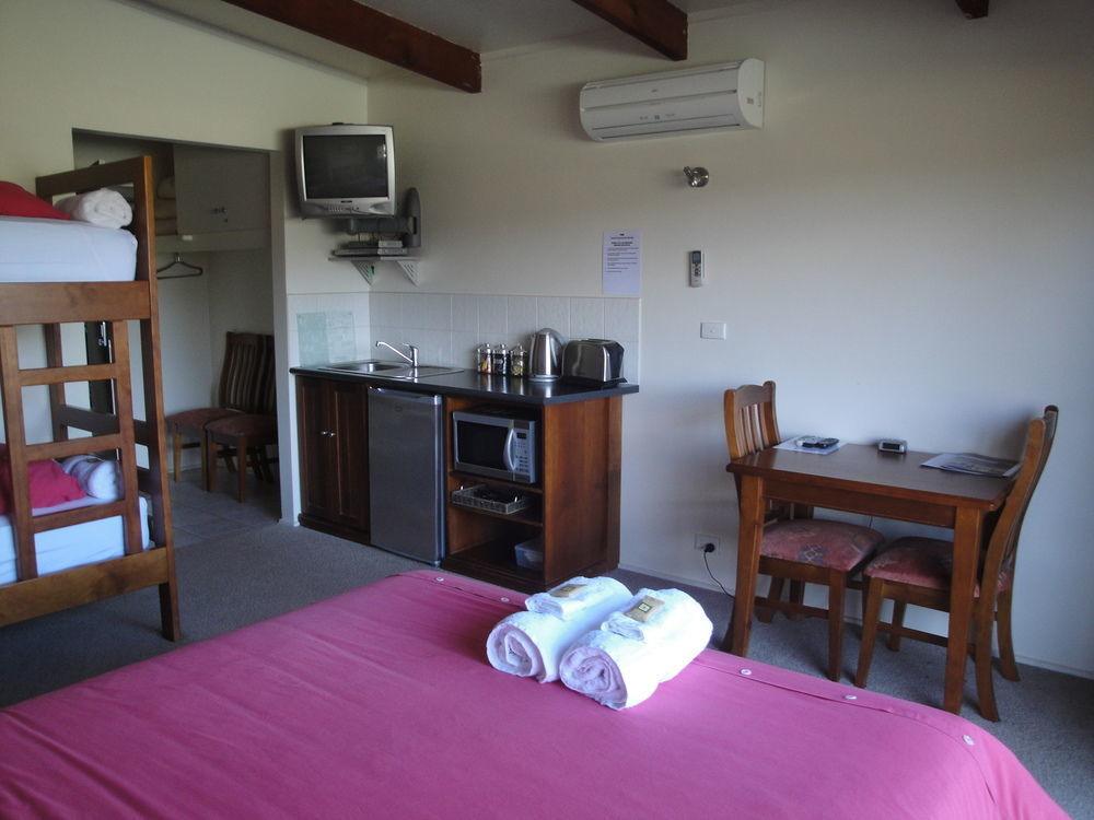 Off Mountain Accommodation Merrijig Luaran gambar